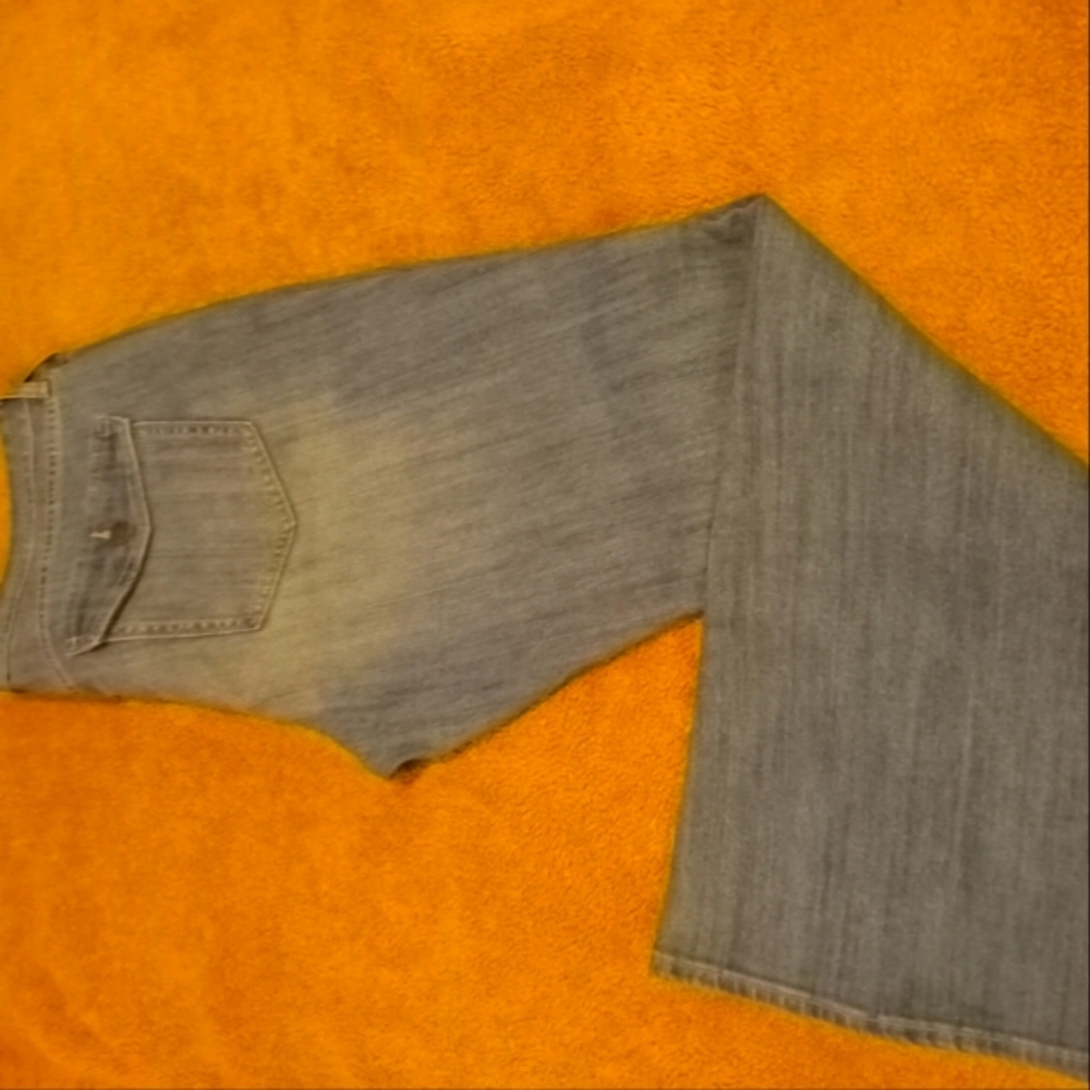 Women's jeans